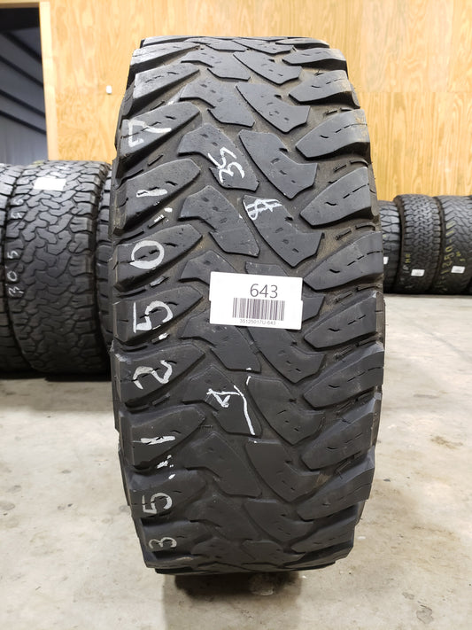 SINGLE 35X12.50R17 Toyo Open Country M/T 125 Q E - Used Tires