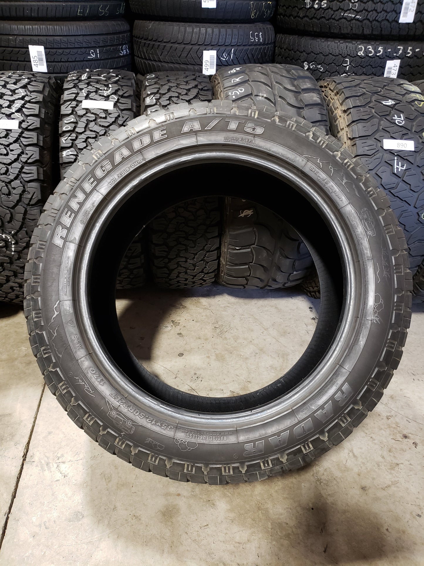 SINGLE 35x12.50R22 Radar Renegade A/T5 117 Q E - Premium Used Tires