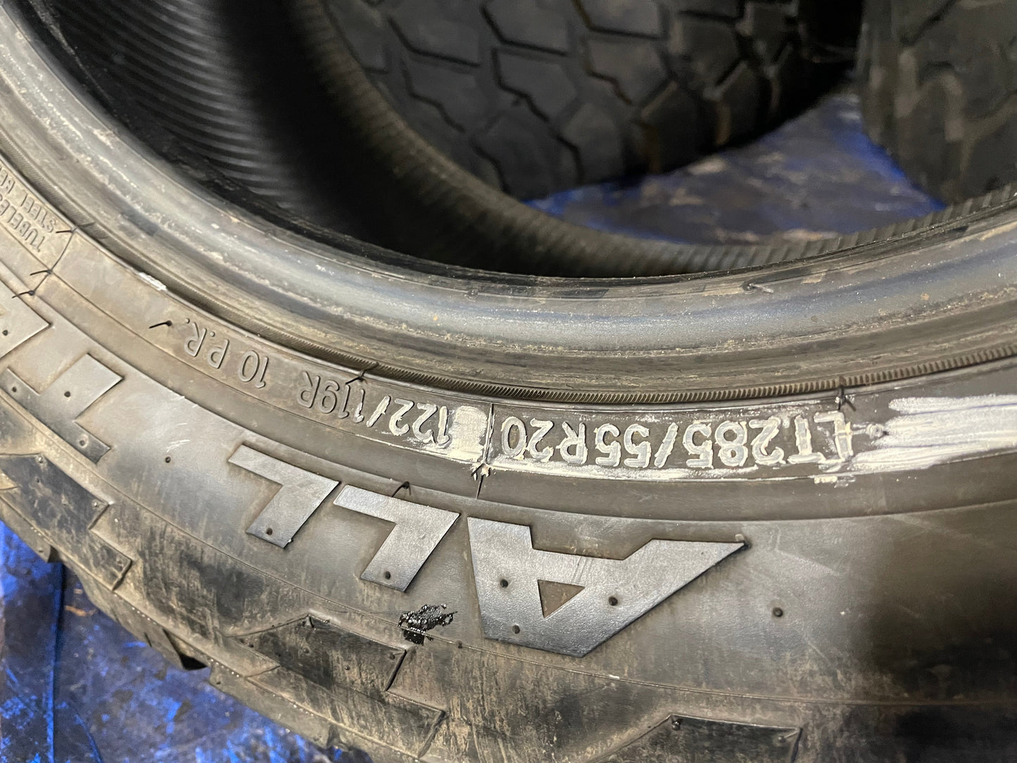 SINGLE 285/65R20 Nitto Ridge Grappler 122R E - Used Tires