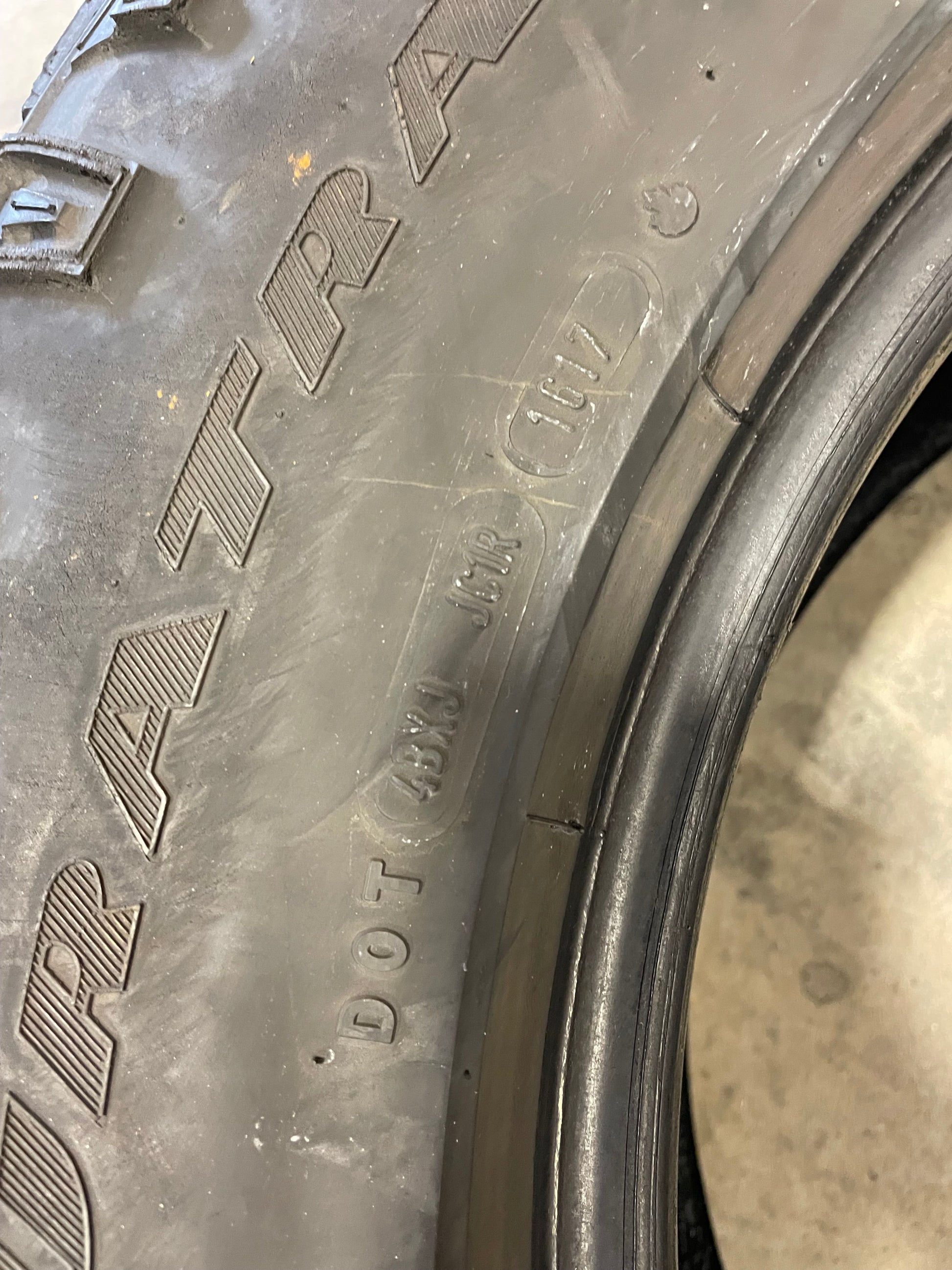 SINGLE 255/70R18 Goodyear Wrangler Duratrac 113 S SL - Used Tires