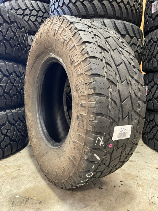 PAIR OF 35x12.50R17 Toyo Open Country Xtreme 121R E - Used Tires