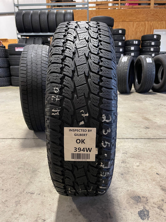 SINGLE 235/75R17 Toyo Open Country A/T 108S SL - Used Tires