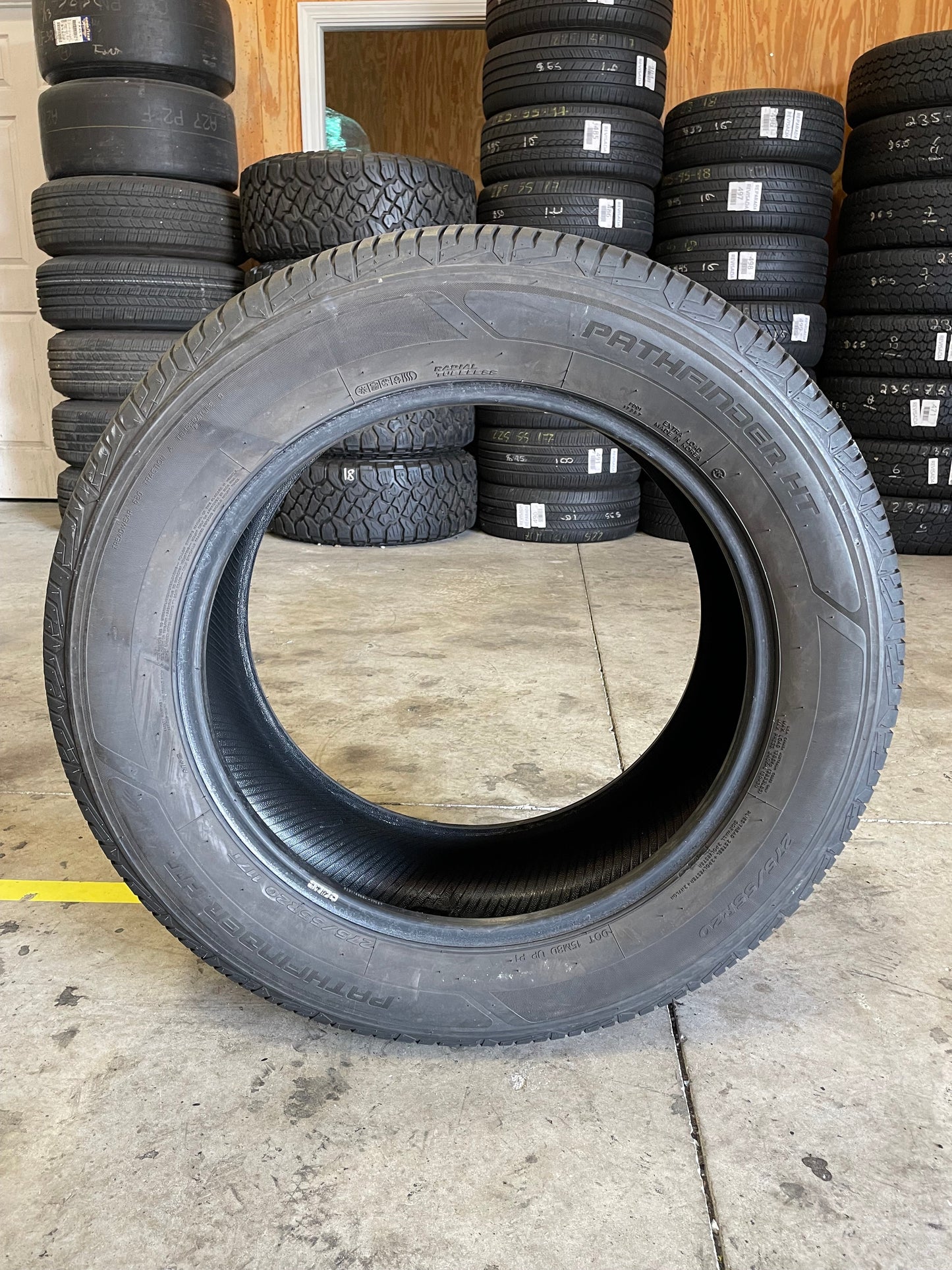 SET OF 2 275/55R20 Pathfinder HT 117 T XL - Premium Used Tires